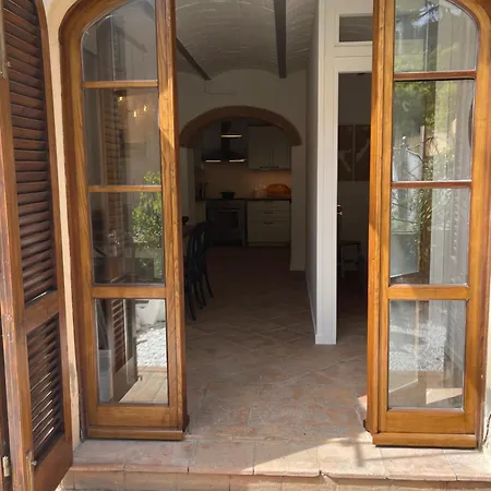Villa Casa Meridiana - Charming Tuscan Farmhouse With Breathtaking Views *
